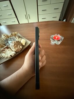 iPhone 14 - 3