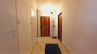 Na predaj 3 izbový byt s vlastným kúrením v Stropkove - 3