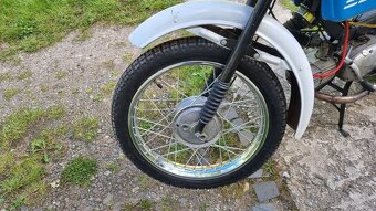 Jawa 23 mustang - 3