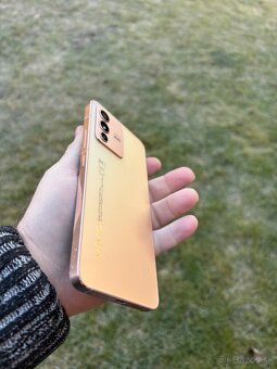 Vivo v 23 256gb - 3