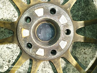 Oz racing ULTRALEGGERA 5x114.3 r17 - 3