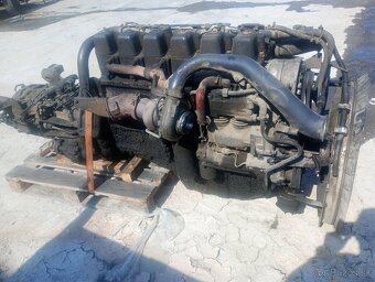 Motor s prevodovkou Scania P94 220 - 3