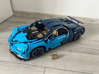 Predám LEGO® Technic 42083 Bugatti Chiron - 3