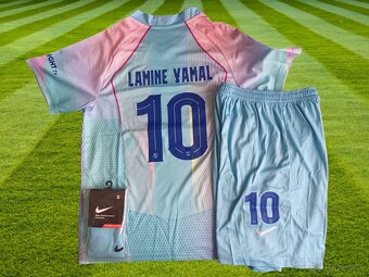 Yamal dres FC BARCELONA 25/26 special - 3