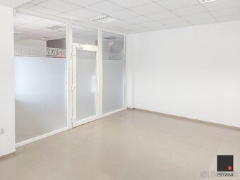 KOMFORTNÁ KANCELÁRIA V CENTRE MESTA PRIEVIDZA - 3