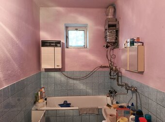 Exkluzívne predáme 3 izbový, rodinný dom v Radave - 3