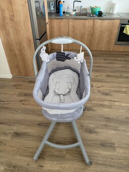 Prenosná postieľka, stolička na príkrm - 3