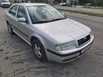 Škoda Octavia 1.6 Ambiente - 3