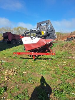 Rostselmash Power Stream 900 + vozík - 3