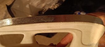 Predám detské korčule a prilbu zn.Bauer - 3