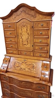 Starožitný nabytok - 3