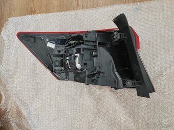 Škoda Karoq zadné svetlo - 3