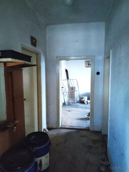 Starší RD s krásnym pozemkom URMINCE - 3