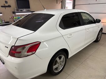 Peugeot 301 - 3