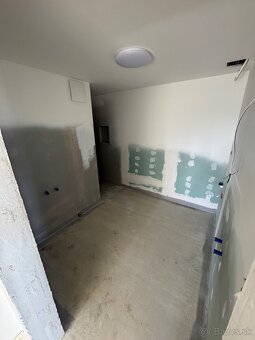 Ponúkam na predaj nový, moderný 3 Izbový byt s 2 balkónmi - 3