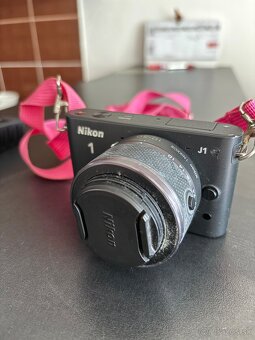 Nikon J1 - 3