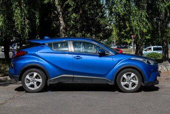 Toyota C-HR 1.8 Hybrid Active E-CVT FWD - 3