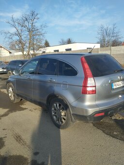 Predám auto Honda CRV vo veľmi dobrom stave - 3