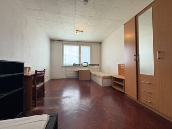 Na predaj: 3 izb.byt v CENTRE mesta + ŠATNIK + PIVNICA - 3