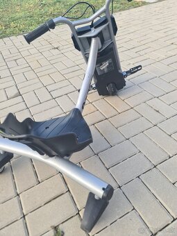 Elektricka trojkolka razor 360 - 3