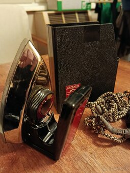 Stará cestovná žehlička - 3