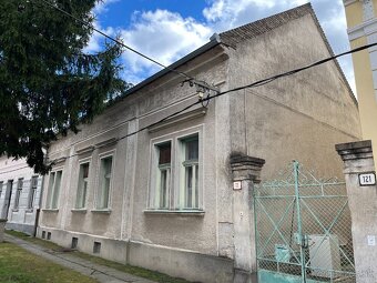 Exkluzívne u nás ( Gombaiho ulica) - 3