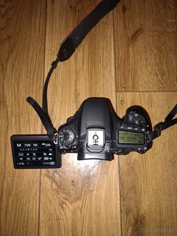 Canon EOS 90D - 3