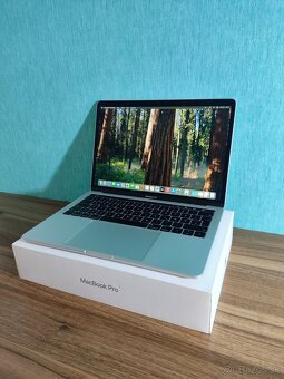 Apple MacBook Pro 13" Touch Bar | i5 • 8GB RAM • 512GB SSD - 3