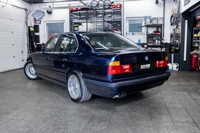 BMW E34 540i V8 - 3