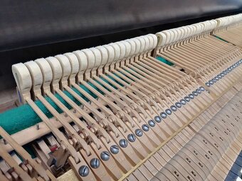 Yamaha Koncertné klavírne krídlo - 3