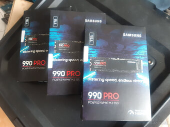 1TB SSD SAMSUNG 990 PRO M.2 PCI-e 4.0 NVMe - nový - 3