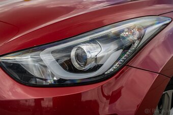 Hyundai Elantra 1.6i D-CVVT Style A/T - 3