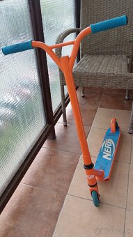 Kolobezka freestyle NERF - 3