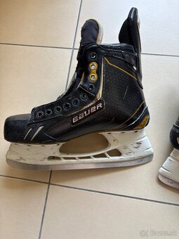 Predám korčule Bauer Supreme NXG - 3