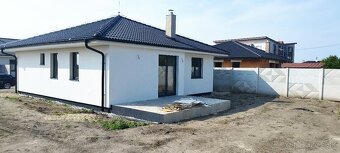 4 izbový RD v obci Ohrady - 3