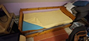 Predáme nadčasovú detskú dvoj posteľ z masívu. - 3