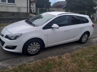 Opel ASTRA SPORTS TOURER - 3