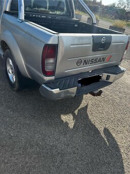 Nissan Navara 2004, D22 , obsah 2,5 - 3