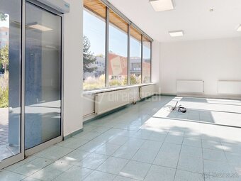 Prenájom lukratívneho priestoru až 350 m2 centrum mest… - 3