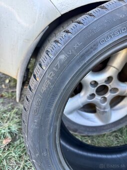 Zimne pneu Nokian 215/45 r17 91V XL - 3