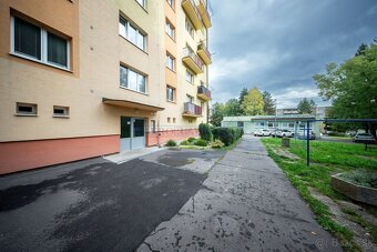 SKVELÝ 3 IZBOVÝ BYT na Sládkovičovej ulici v Žiari nad Hrono - 3
