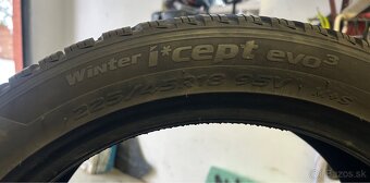 Zimné gumy Hankook 225/45 R18 - 3