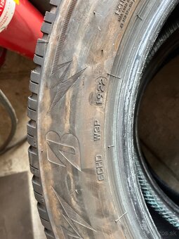 225/60 R18 bridgestone - 3