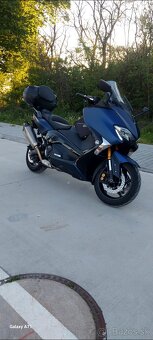 Yamaha Tmax 530 DX - 3