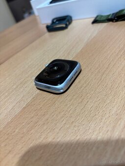 Apple Watch Series 4 – 44 mm, Silver (GPS) - 3