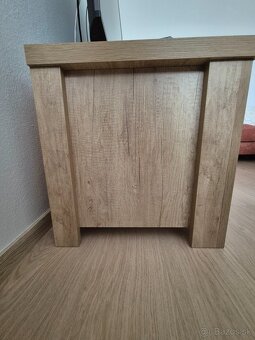 Skrinka pod TV - 3