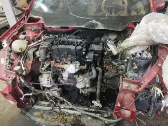 Predám motor 1.6 HDI Peugeot - 3