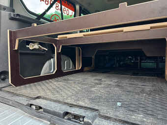 Predám skladaci kempingovy box pre Opel Vivaro - 3