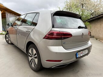 Predám VW e-Golf, 2018, plná výbava, super stav - 3
