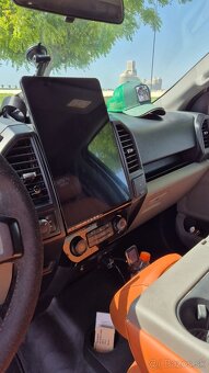 Upravený FORD F150 XL 4x4 V8 (09/2019) – 395 hp - 3